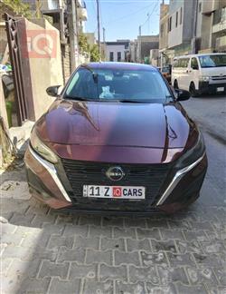 نيسان ألتيما